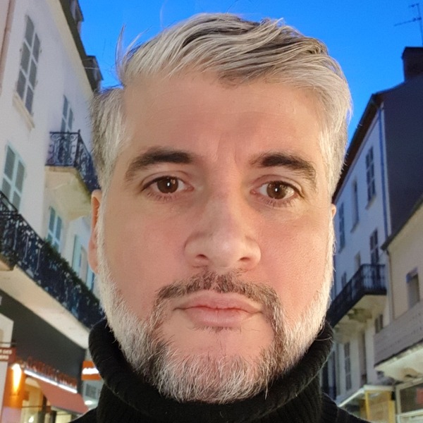 Profil de Konstantin, 23 ans, Gay bars à Wilen b. Wollerau (Schwytz)