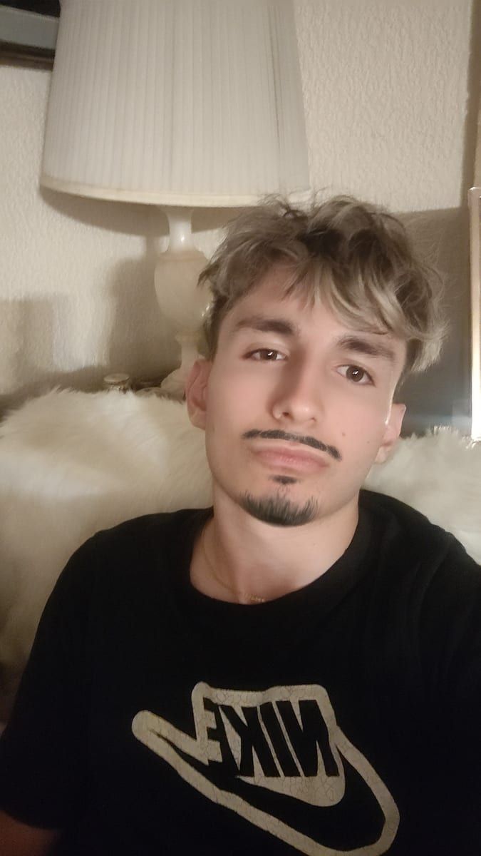 Profil de Fouad, 38 ans, Gay bars à Bâle (Bâle-Ville)