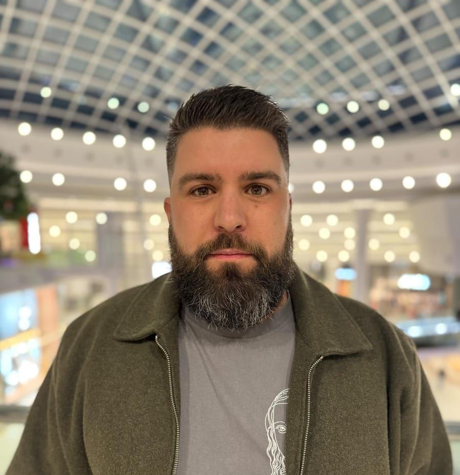 Profil de Djuliann, 28 ans, Gay bars à Champtauroz (Vaud)