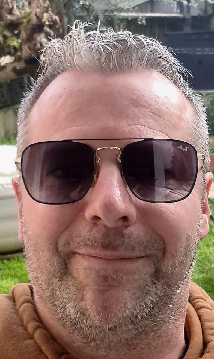 Profil de Lysandre, 44 ans, Gay bars à Giubiasco (Tessin)