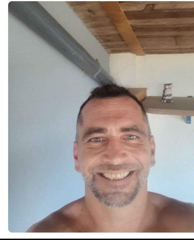 Profil de Georges-eric, 38 ans, Gay bars à Giubiasco (Tessin)
