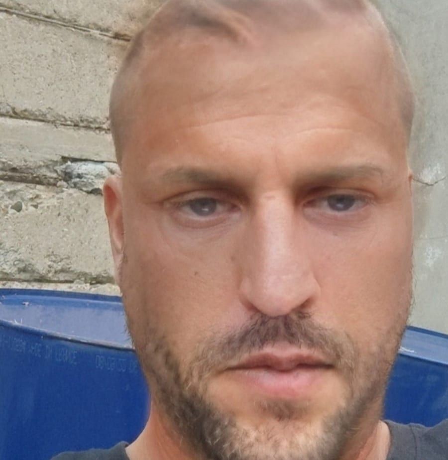 Profil de Eray, 43 ans, Gay bars à Zoug (Zoug)