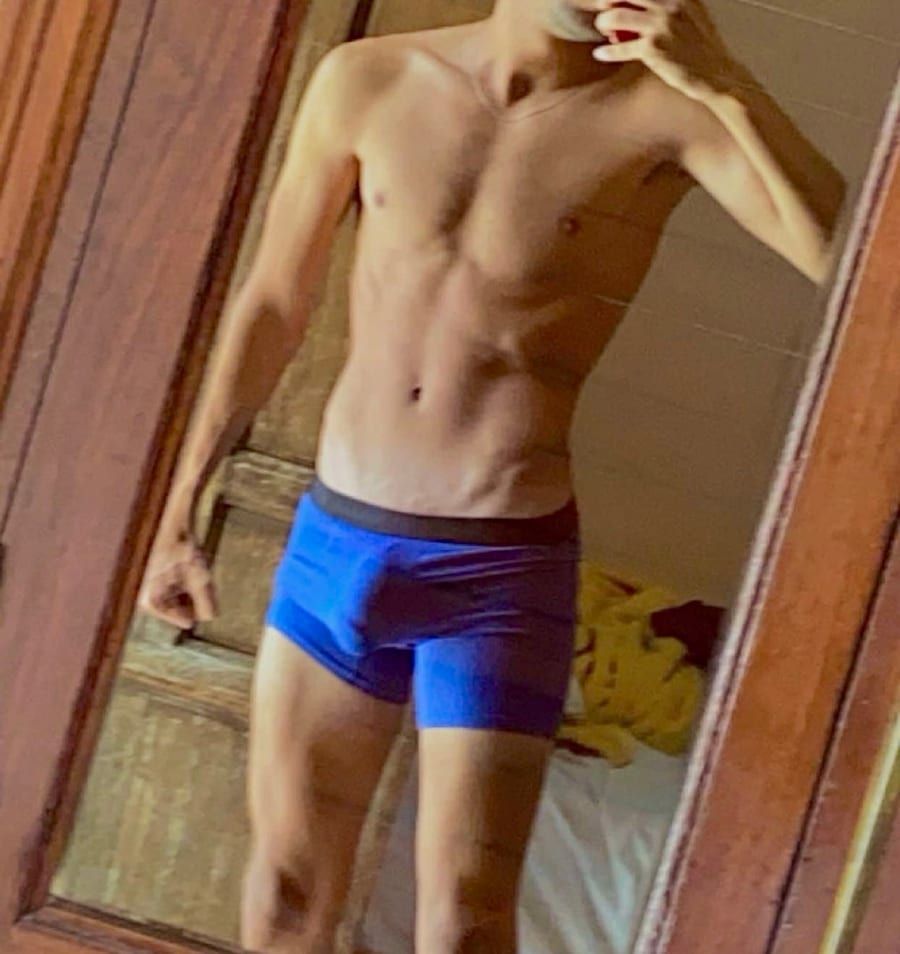 Profil de Crescent, 41 ans, Gay bars à Ecoteaux (Vaud)