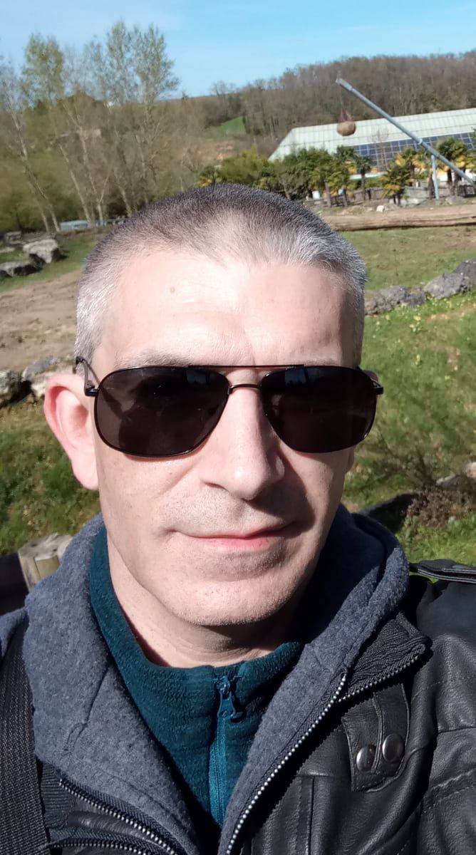 Profil de Burak, 43 ans, Gay bars à Villeneuve VD (Vaud)