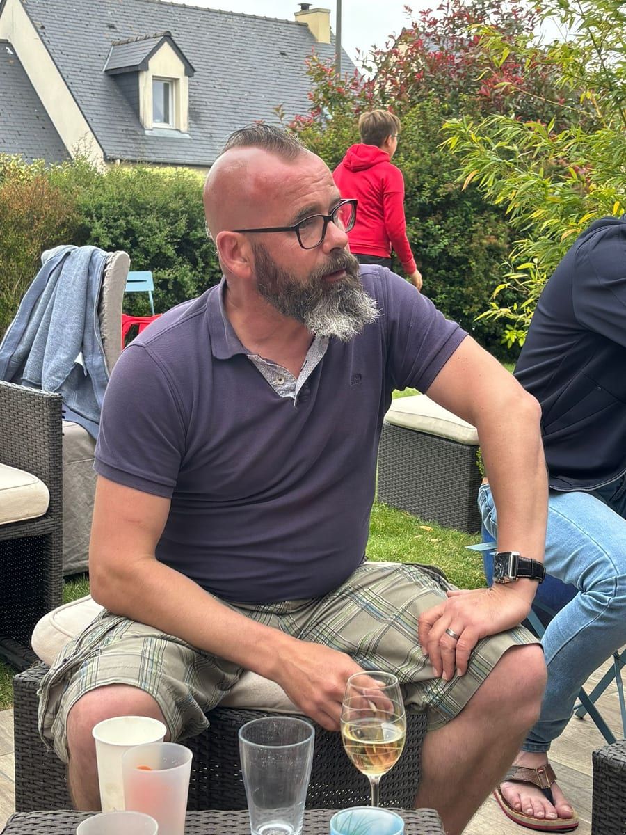 Kephren - Gay bars à Wilchingen Profil de Kephren, 22 ans, Gay bars à Wilchingen (Schaffhouse)