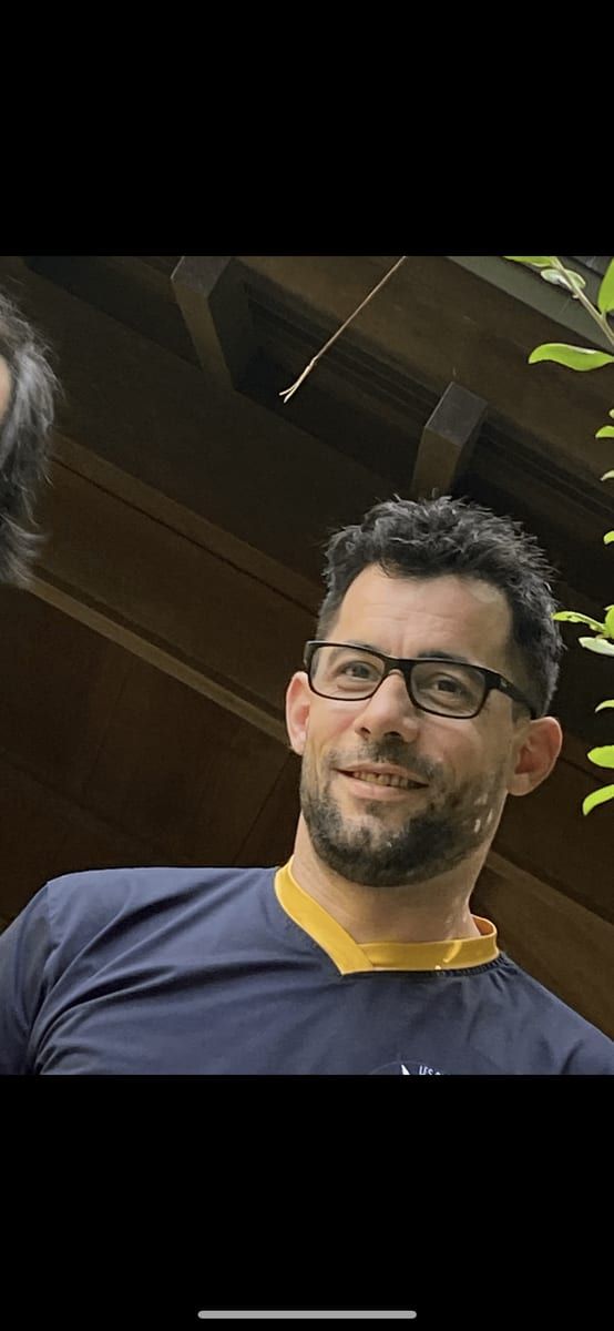 Profil de Eythan, 34 ans, Gay bars à Oppligen (Berne)