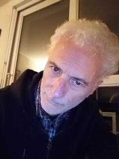 Profil de Lyes, 38 ans, Gay bars à Urnerboden (Uri)