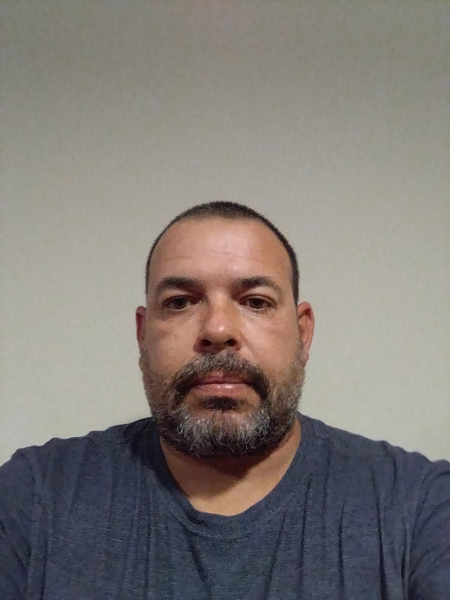 Profil de Efkan, 36 ans, Gay bars à Cimadera (Tessin)