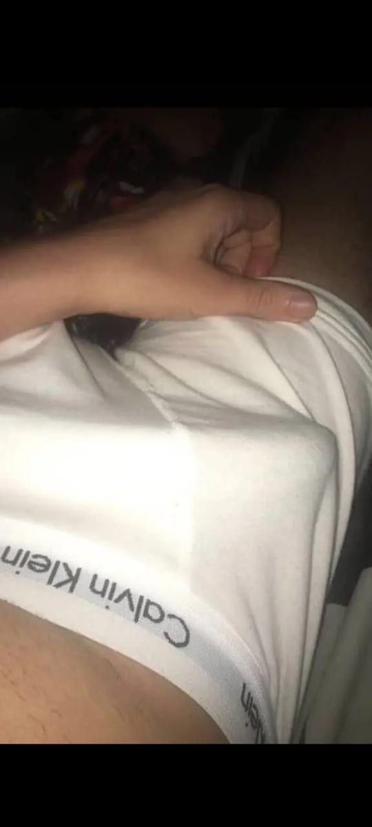 Profil de Elliott, 23 ans, Gay bars à Claro (Tessin)