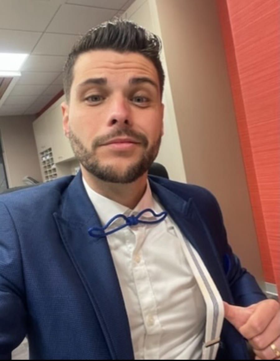 Profil de Vittore, 28 ans, Gay bars à Champlan (Grimisuat) (Valais)