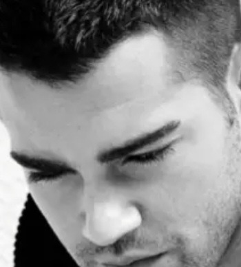 Profil de Zakariyya, 40 ans, Gay bars à Chénens (Fribourg)