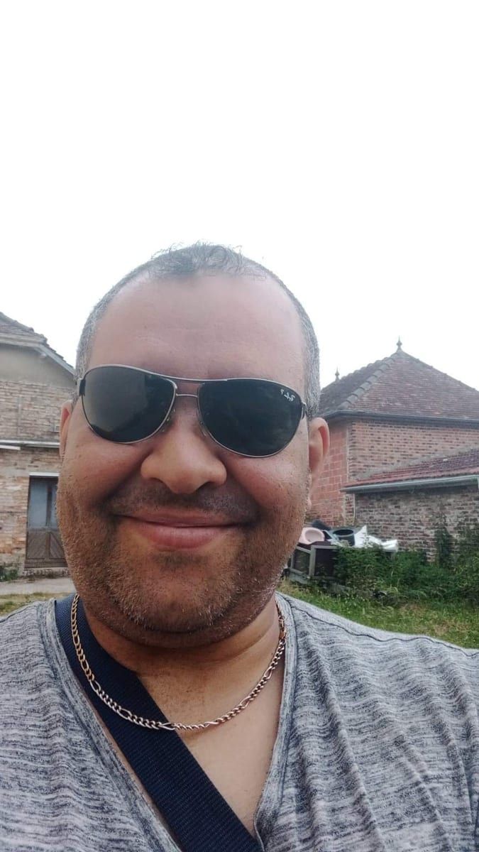 Profil de Charef, 22 ans, Gay bars à Meisterschwanden (Argovie)