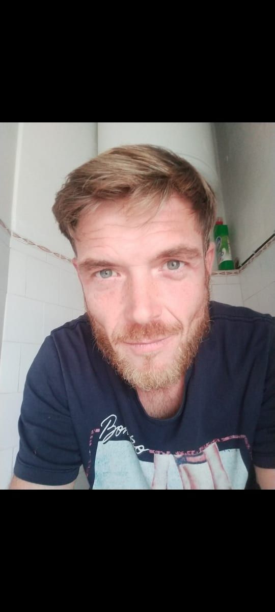 Profil de Serafim, 38 ans, Gay bars à Noës (Valais)