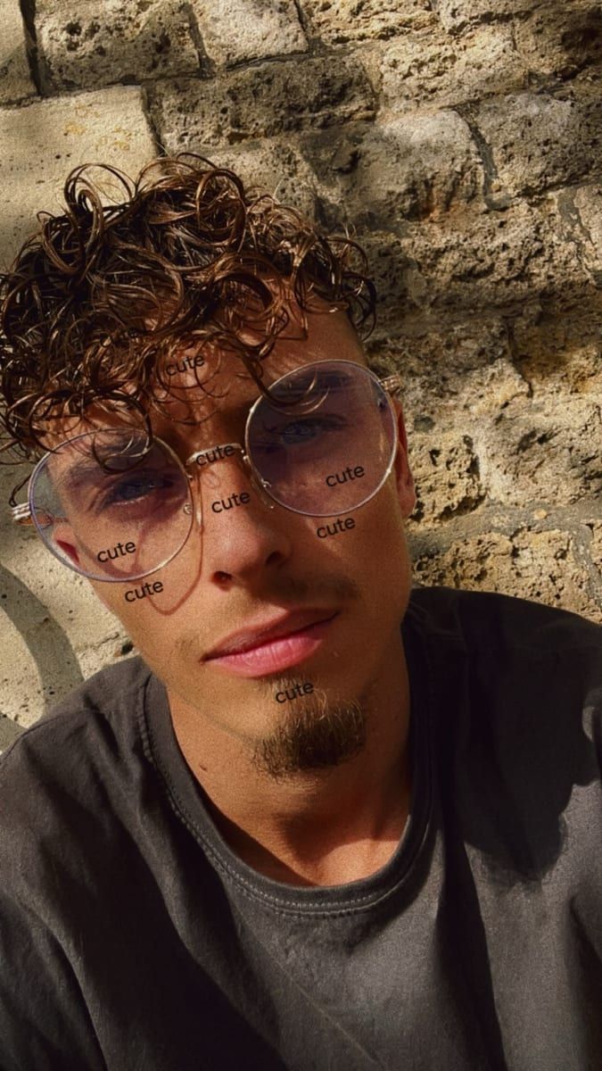 Profil de Redwane, 37 ans, Gay bars à Vuiteboeuf (Vaud)
