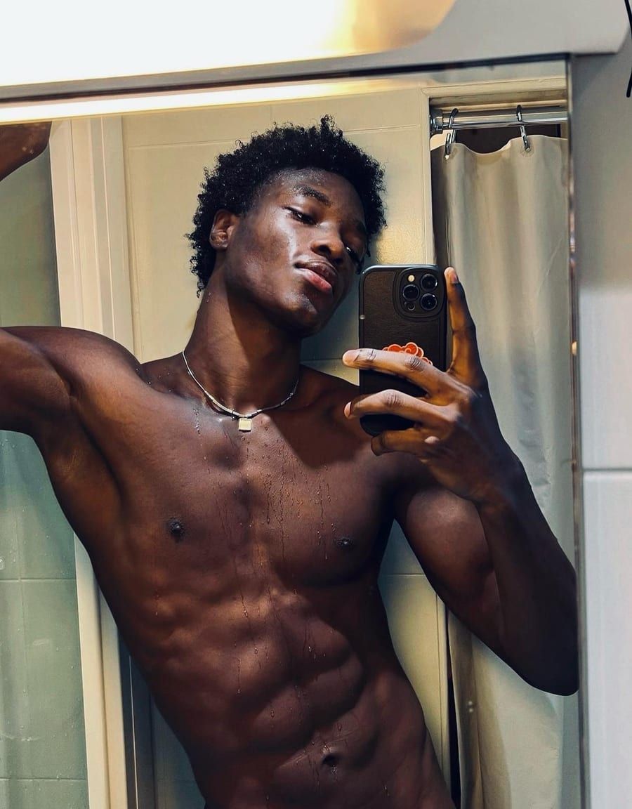 Profil de Napoleon, 29 ans, Gay bars à Zeihen (Argovie)