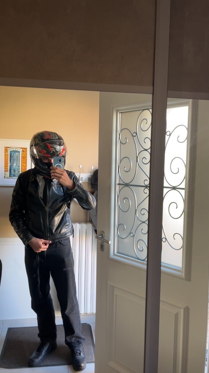 Profil de Antide, 37 ans, Gay bars à Molare (Tessin)