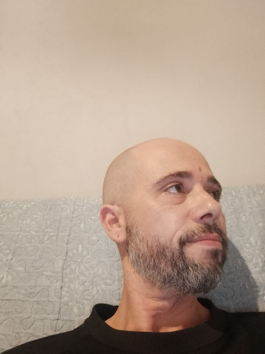 Flynn - Gay bars à Frasses Profil de Flynn, 35 ans, Gay bars à Frasses (Fribourg)