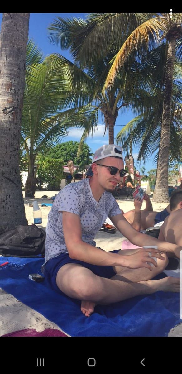 Profil de Virginien, 27 ans, Gay bars à Cerniaz VD (Vaud)