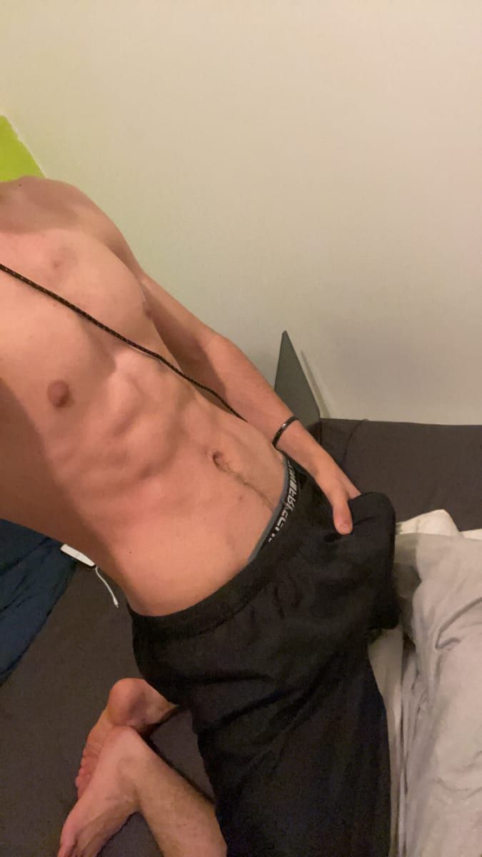 Profil de Samih, 29 ans, Gay bars à Acquarossa (Tessin)