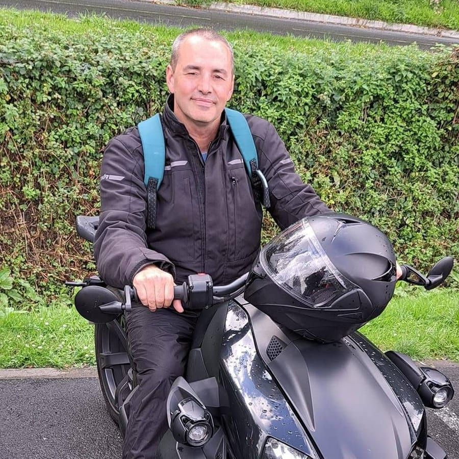 Profil de Wafi, 31 ans, Gay bars à Oberbuchsiten (Soleure)