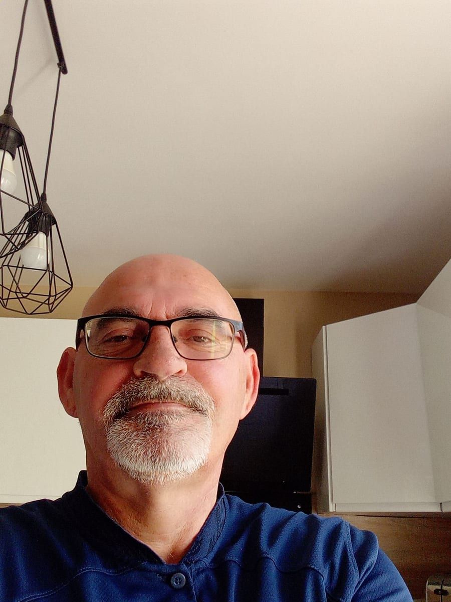 Profil de Yanael, 30 ans, Gay bars à Ependes VD (Vaud)