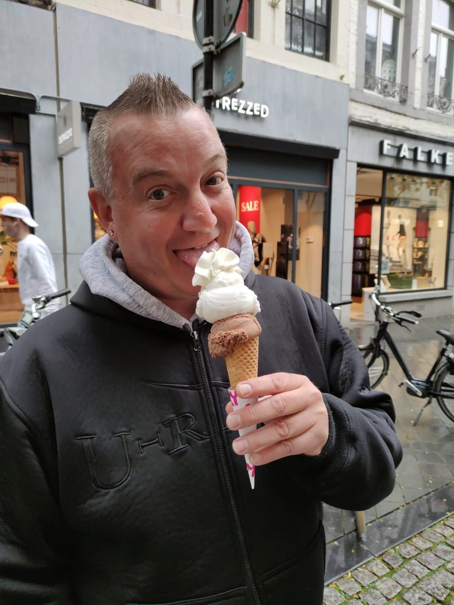 Profil de Jorge-manuel, 33 ans, Gay bars à Losone (Tessin)