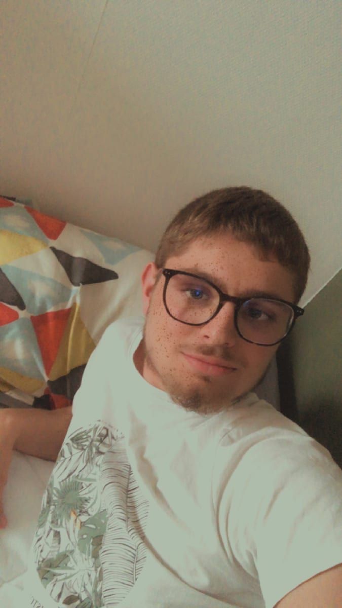 Profil de Paul-gabriel, 22 ans, Gay bars à St-Cierges (Vaud)