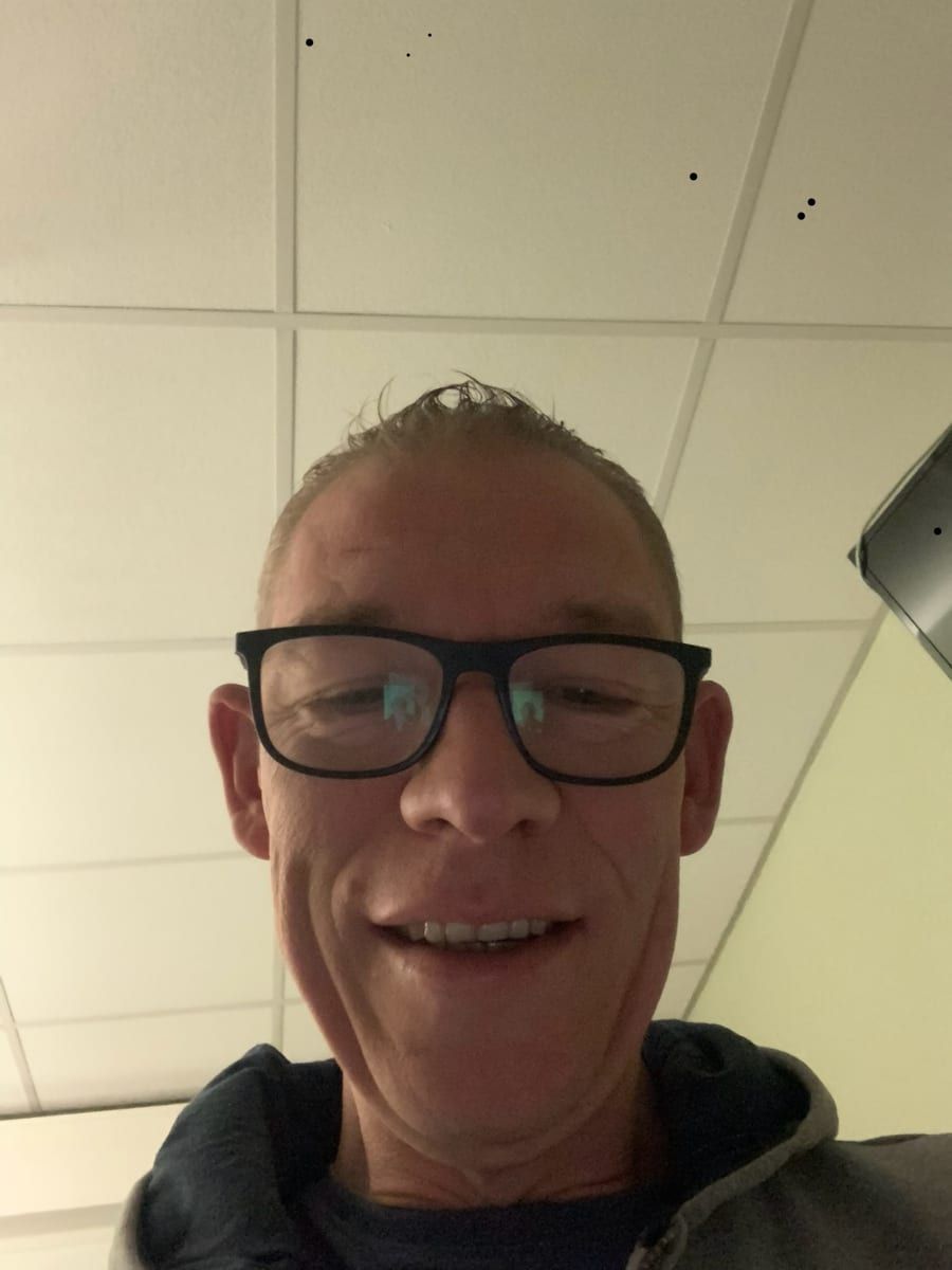 Profil de Nouridine, 39 ans, Gay bars à Kammersrohr (Soleure)