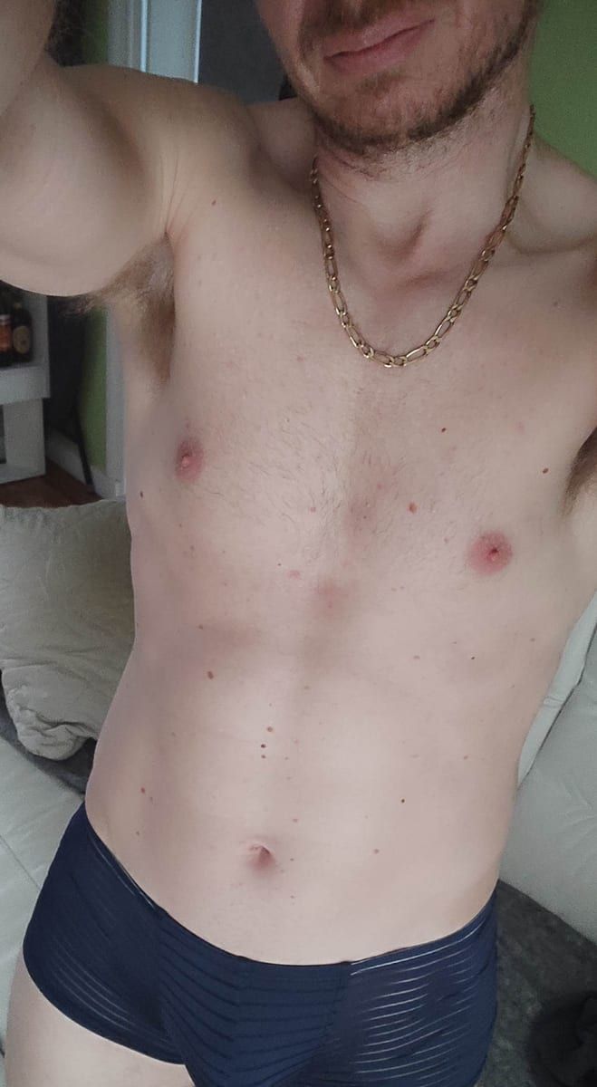 Profil de Fousseni, 45 ans, Gay bars à Hochwald (Soleure)